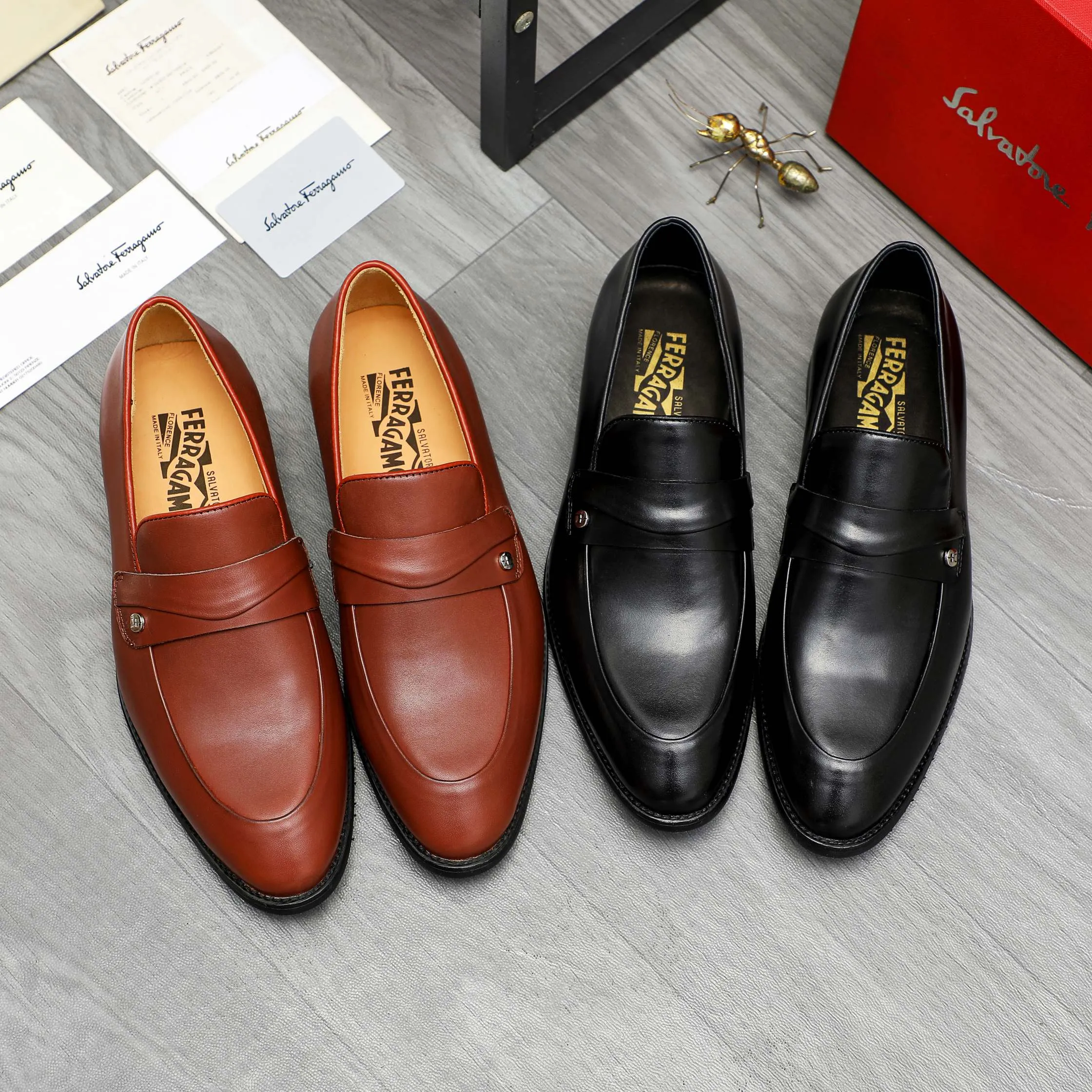 Men's men's shoes💰460 Product trademark: Ferragamo "Ferragamo" business slip-on leather shoes Regular size: 39-44 Product materials: Selected high-quality cowhide upper, cowhide lining, original outsole
